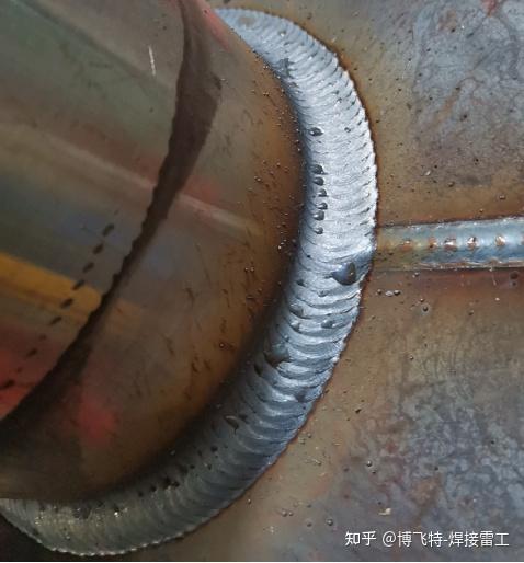 焊缝跟踪器原理_焊缝跟踪机器人怎么用_机器人焊缝跟踪