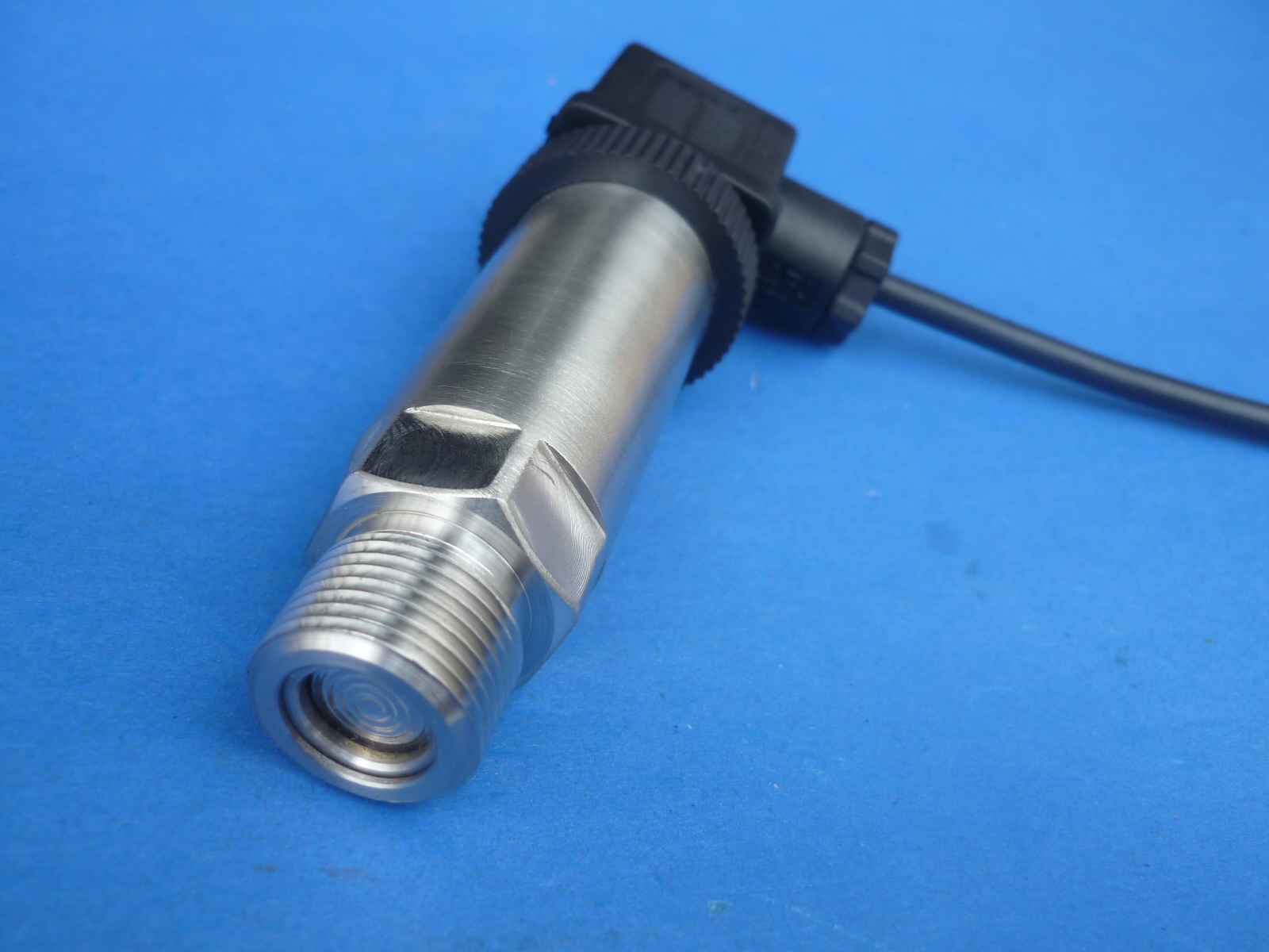 力平衡式压力变送器的工作原理_力平衡式压力变送器原理_力平衡式压力变送器