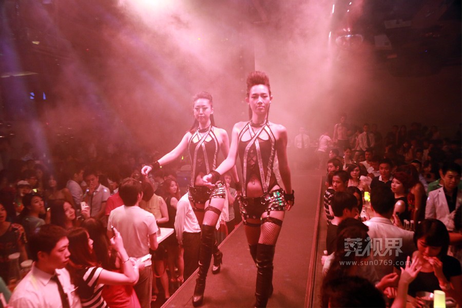 夜店美女斗地主-美女斗地主，夜店惊艳战