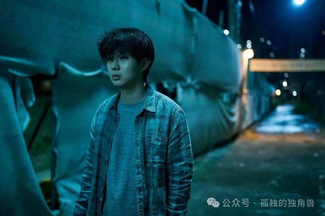 小怪物探险3后面_探险怪物后面小说叫什么_探险怪物后面小人是谁