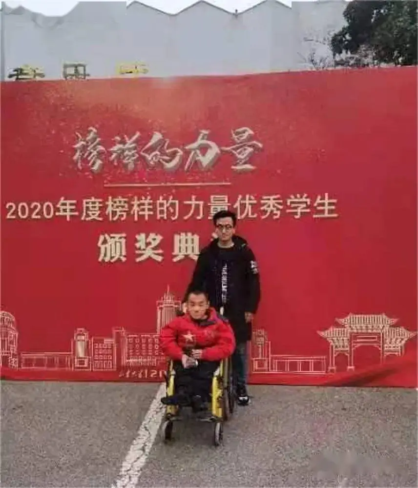 丢了东西监控拍到了_丢东西查到监控后怎么办_丢东西了看路上监控找哪里
