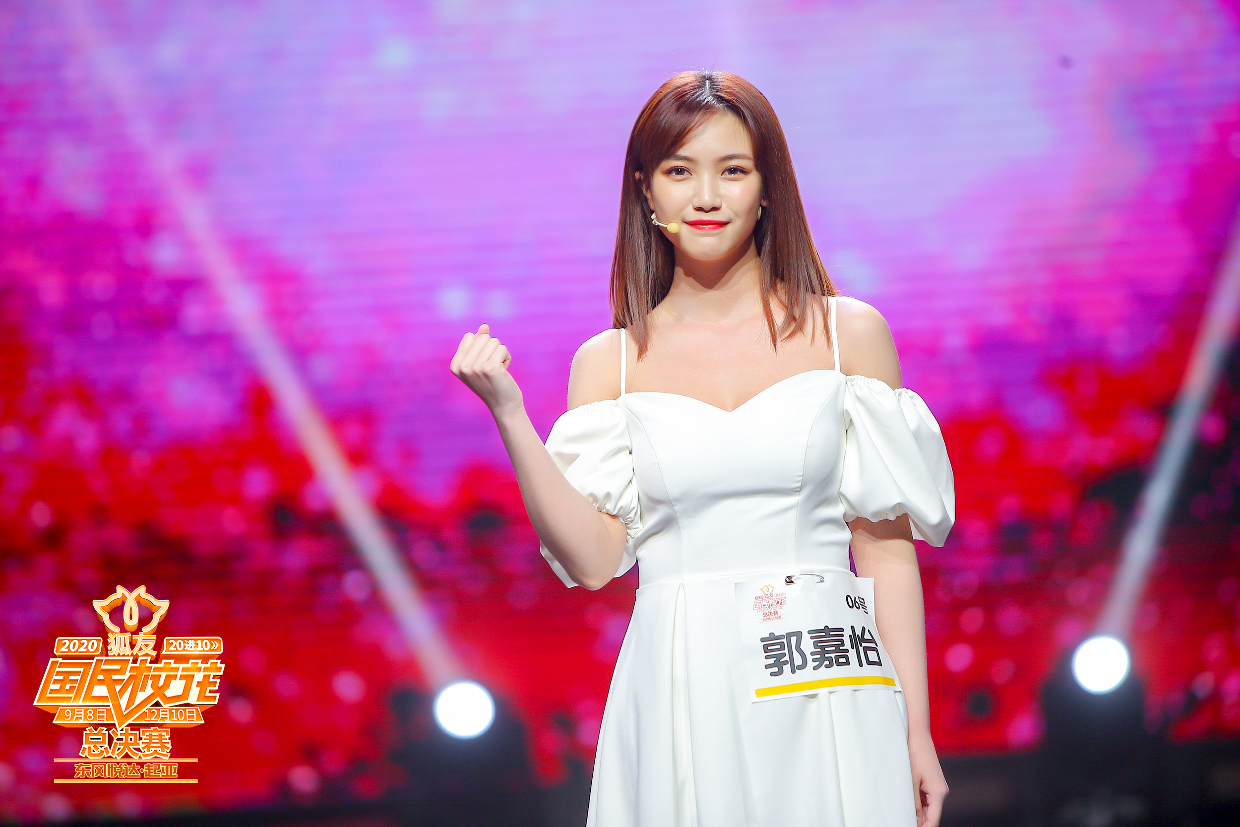 帅气王子vs可爱公主_美女三公主pk帅哥三王子_帅哥跳舞的公主