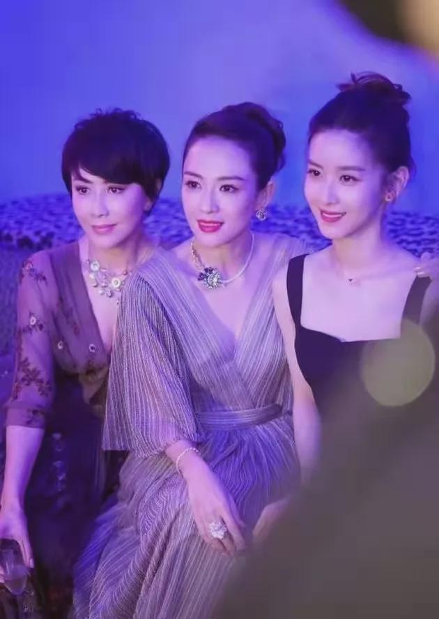 适合情侣玩儿的网游_适合网络情侣玩的游戏_网游适合情侣玩的