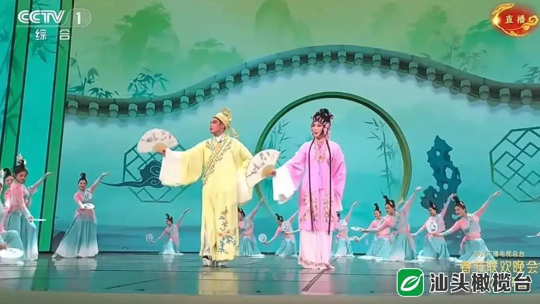 小扇子升级大扇子_大扇子怎么升级2900_小扇子升级任务
