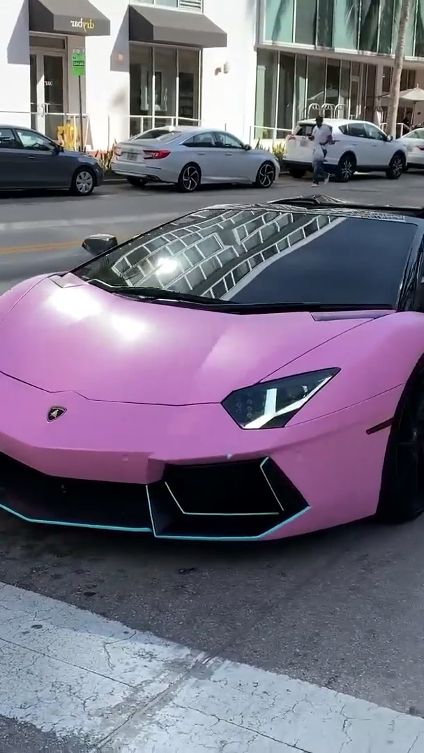 gta5兰博基尼的作弊码_gta兰博基尼urus_侠盗猎车5兰博基尼秘籍