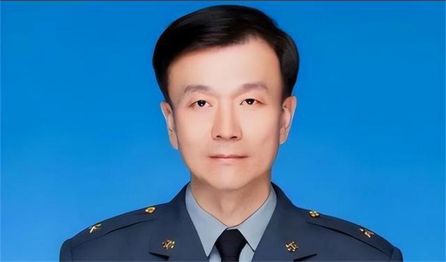 gps定位软件_远近在线app定位软件_lookus情侣定位软件