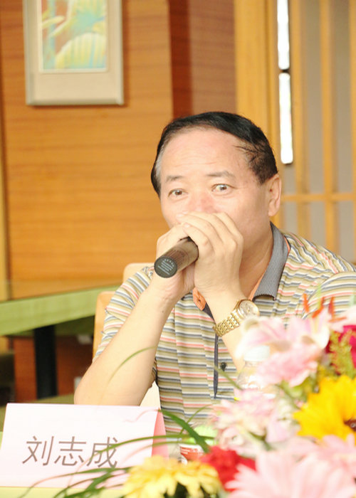 黄健玲黎小斌保胎_黄健玲黎小斌保胎_黄健玲黎小斌保胎