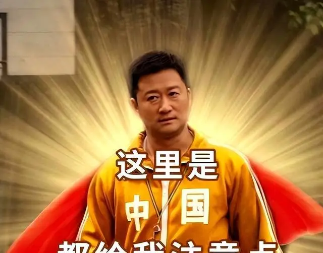 救护车让道扣分_救护车让道视频_救护车让道感动视频