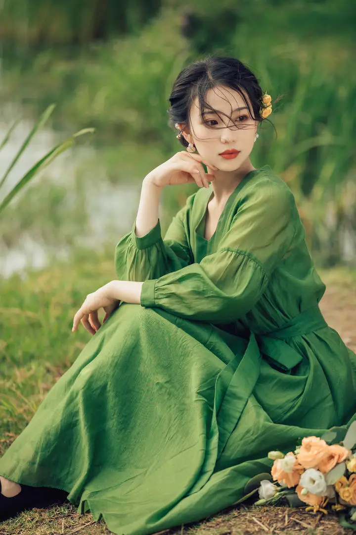 比基尼美女胸罩脱落图_动漫比基尼美女触手_动漫比基尼美女图
