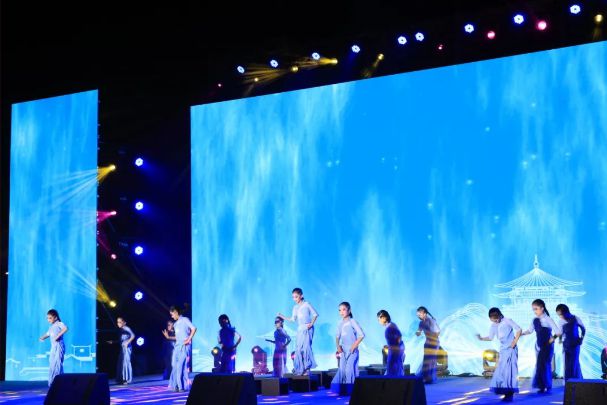 黑道主题的动漫_日本黑道校园动画电视剧_黑道校园动漫