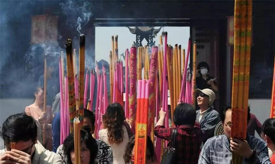 同房了可以拜菩萨吗_拜佛前一天不可以同房_当天同房可以去拜神吗