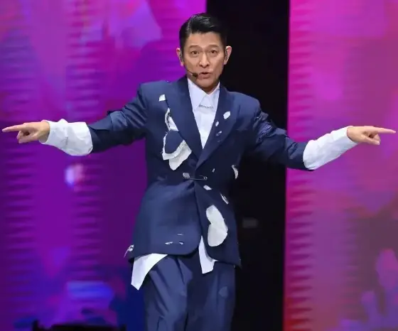 睡觉时可以用龟甲缚吗_龟甲首饰可以碰水吗_龟甲可以佩戴吗